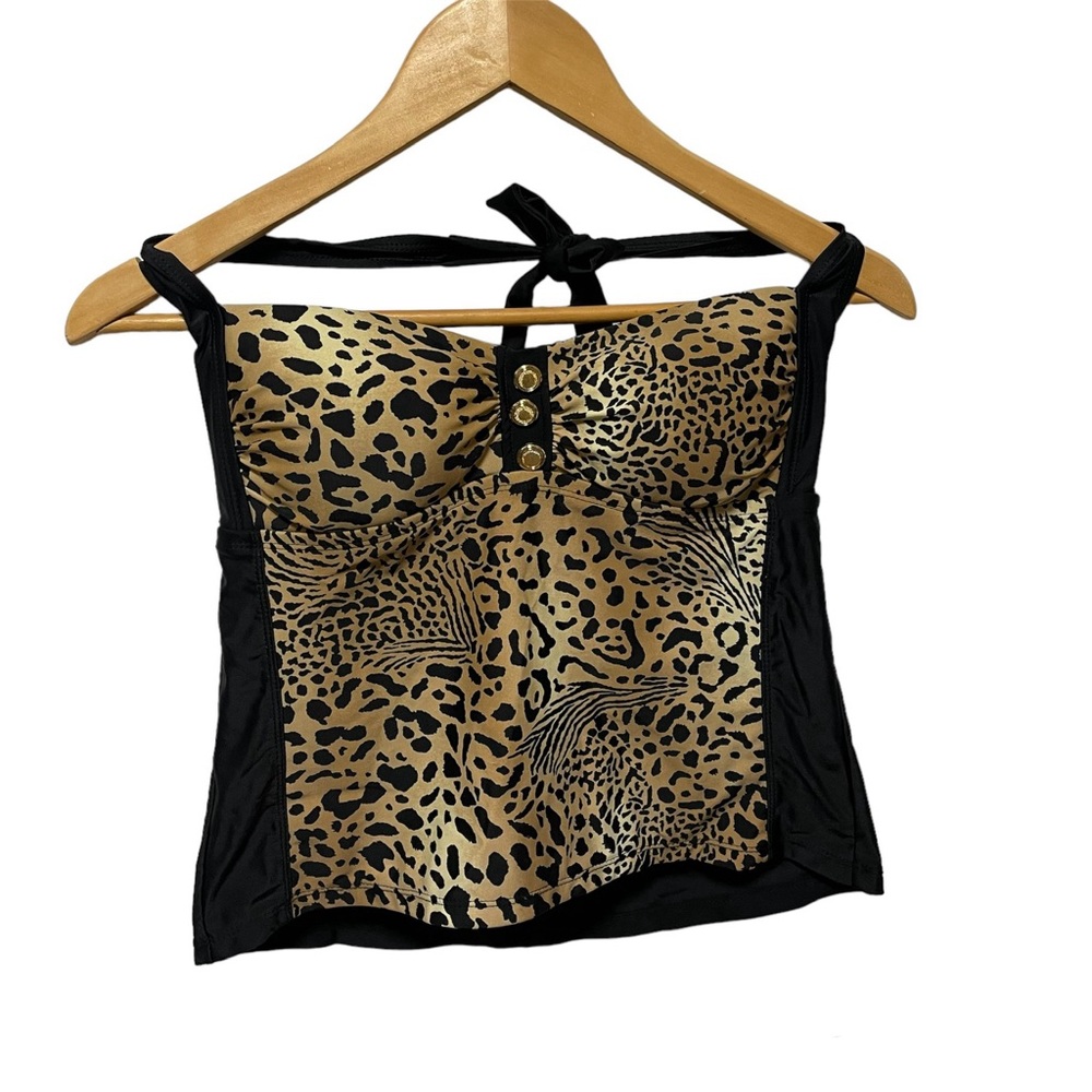 Catalina medium bikini top covers belly button